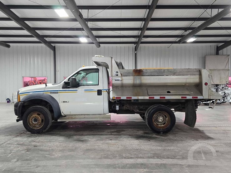 2007-ford-f550-image-5
