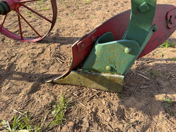 oliver-two-bottom-plow-image-12