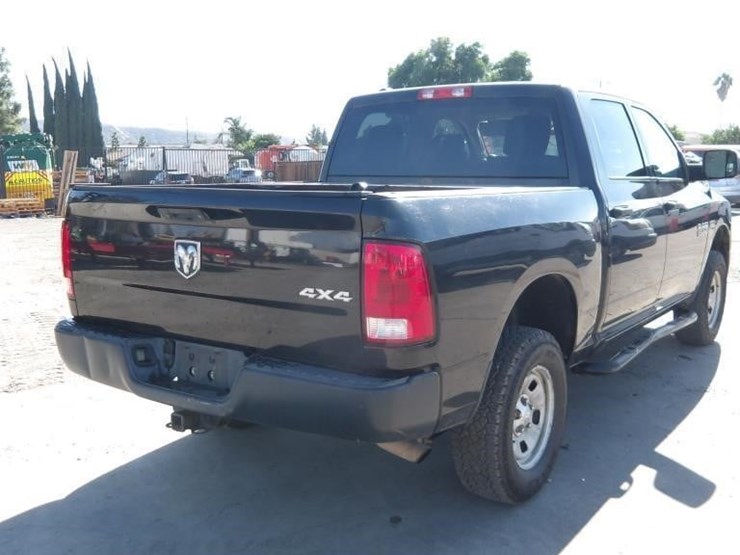 2016-dodge-ram-1500-image-3