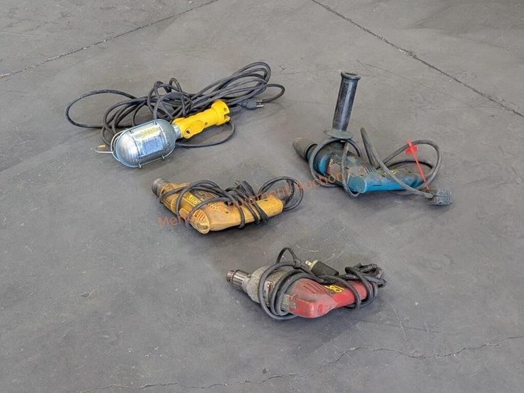 assorted-dewalt-&-milwaukee-drills-image-6