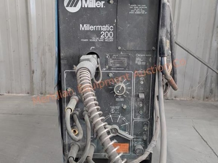 miller-millermatic-200-welder-image-9