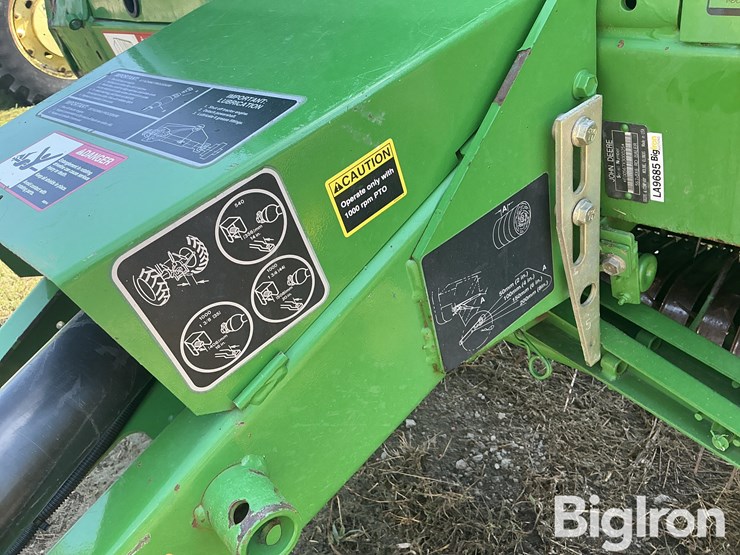 2004-john-deere-567-megawide-round-baler-image-12