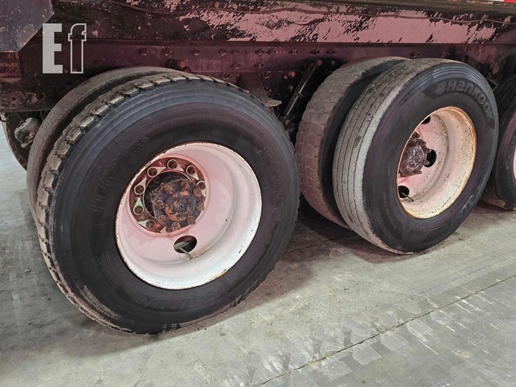 2016-caterpillar-ct660-image-23