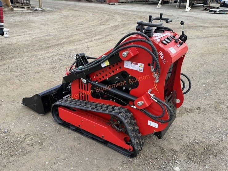 2026-sd-lanch-ssl60-mini-track-loader-image-3