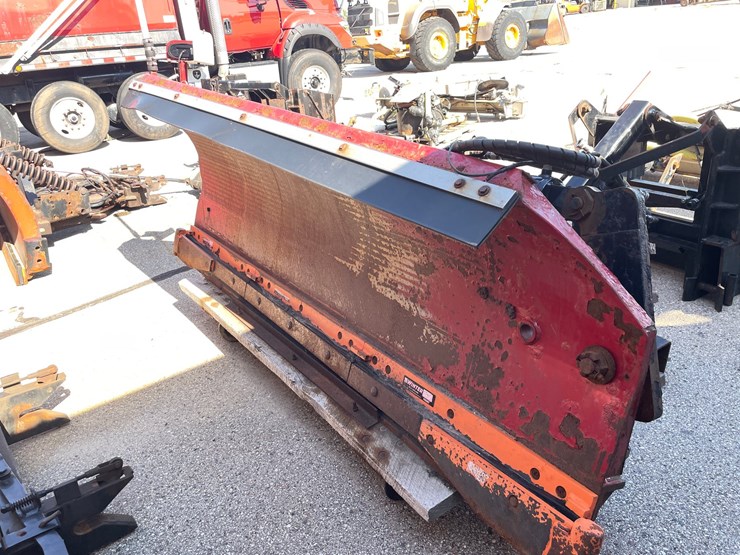 #1503-•-2018-international-7600-quad-axle-dump-truck-(has-wi-title)-with-accessories-image-56