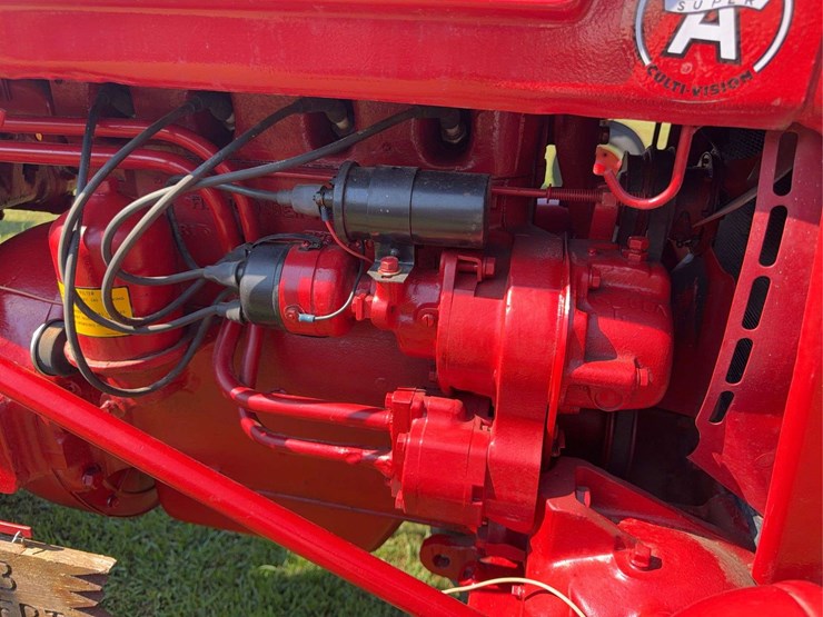 1953-farmall-super-a-image-12