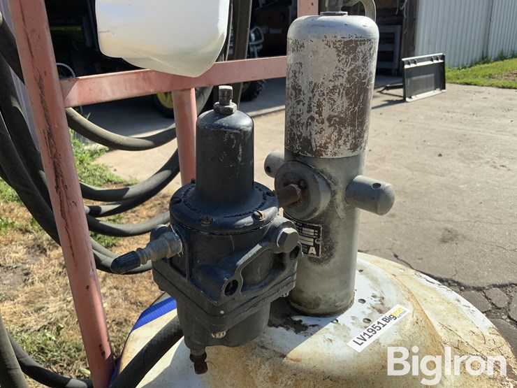 stewart-warner-grease-applicator-image-17