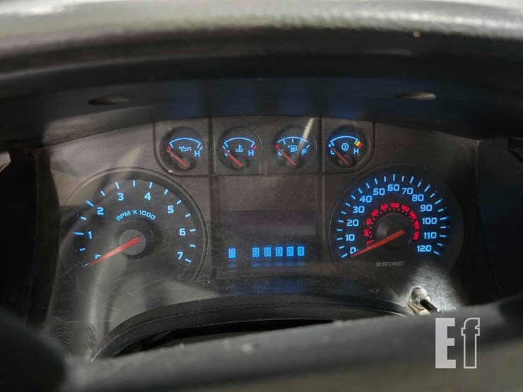 2010-ford-f150-xl-image-12