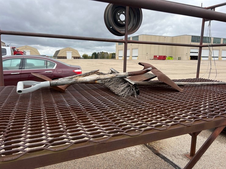 #2104-•-steel-elevated-work-platform-with-stairs-image-7
