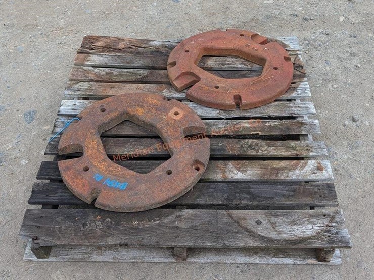 2--farmall-tractor-wheel-weights-image-1