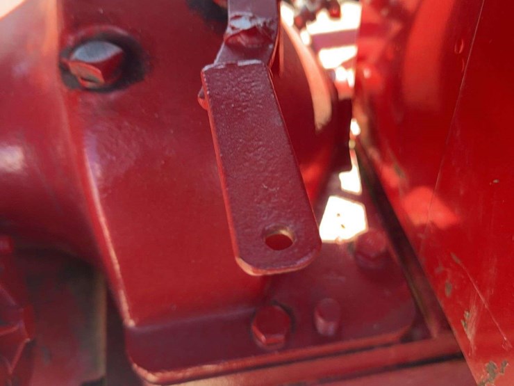 1942-farmall-m-image-38