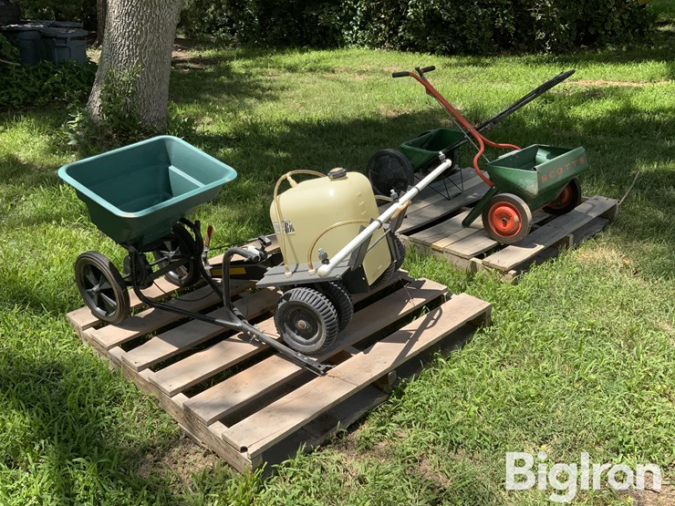 walk-behind-&-pull-type-lawn-spreaders-&-sprayer-image-3