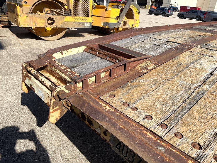 #1510-•-1992-24'-wisconsin-16-ton-tilt-bed-trailer-(has-wi-title)-image-24