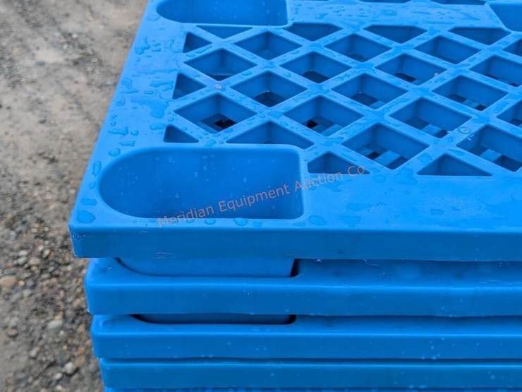 ~27--plastic-pallets-image-9