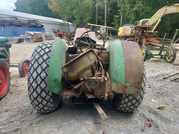 john-deere-60-standard-image-4