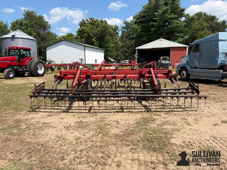 case-international-4200-flcu-soil-finisher-image-6