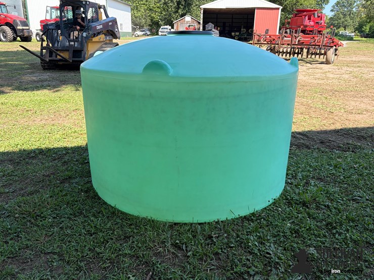 snyder-industries-550-gal-poly-tank-image-6