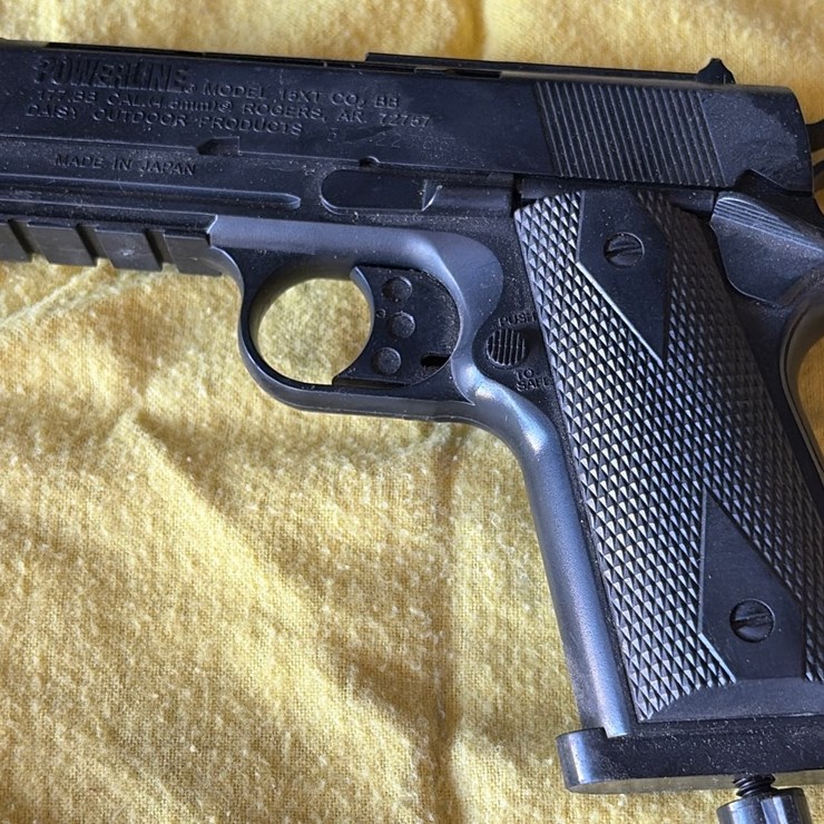 #54 • Powerline model 15 XT CO BB 177 caliber pellet pistol