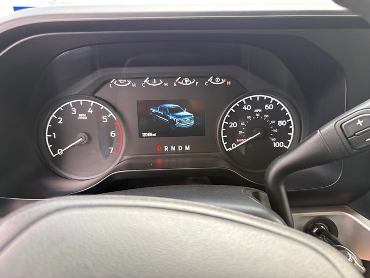 2023-ford-f-250-super-duty-crew-cab-pickup-truck,-4x4-(gasoline)-image-9