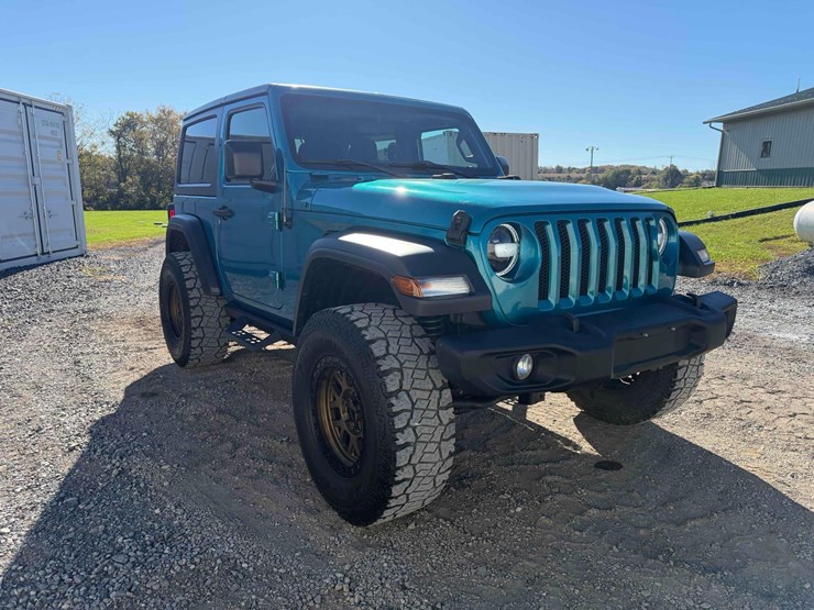 2019-jeep-wrangler-sport-image-7