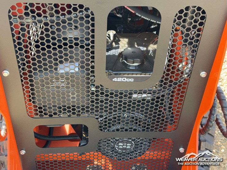 2026-captok-skid-steer-loader-image-7