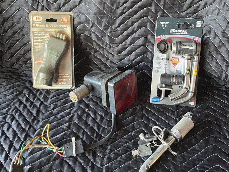#77-•-receiver-hitch,-lock-pins,-brake-light-and-wiring-adapter-image-1