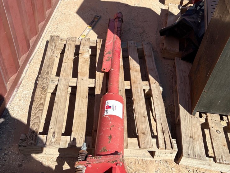 6’-hydraulic-tong-lift-cylinder-image-1