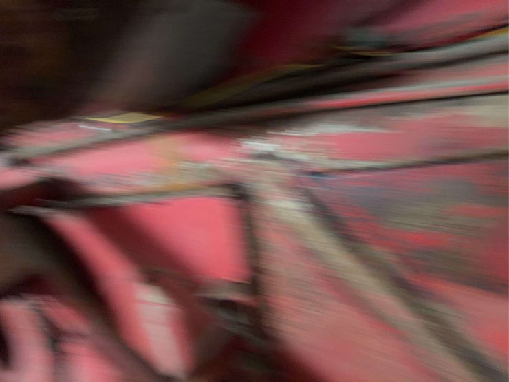massey-harris-35-combine-image-31