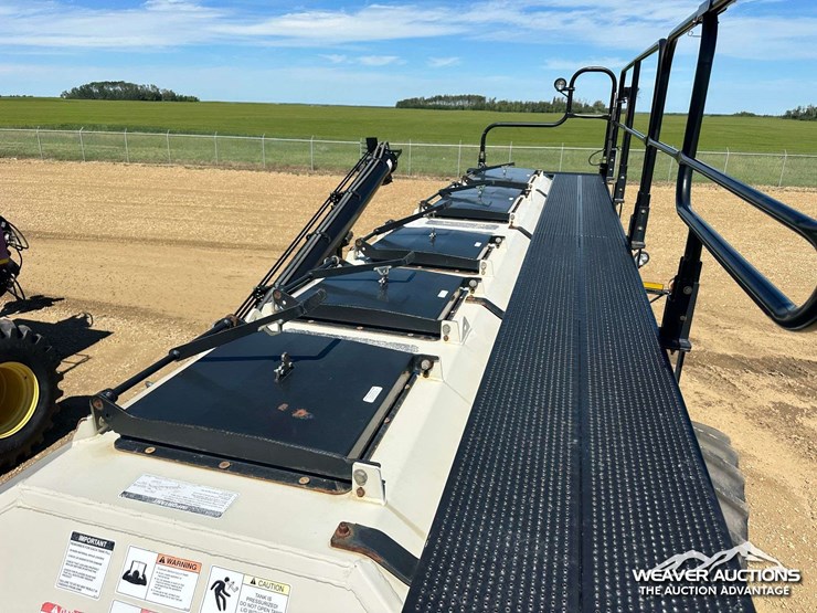 2011-bourgault-3310-55-55-ft.-seeder-image-78