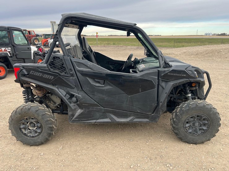 2020-can-am-maverick-utv-image-4