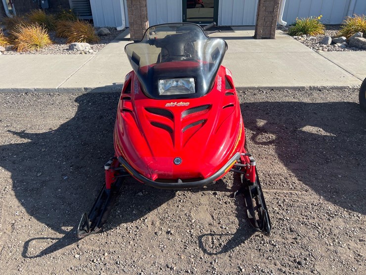 1996-ski-doo-formula-500-image-1
