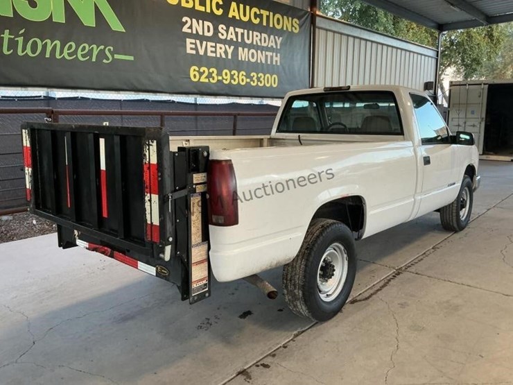 2000-chevrolet-silverado-1500-p/u-image-7