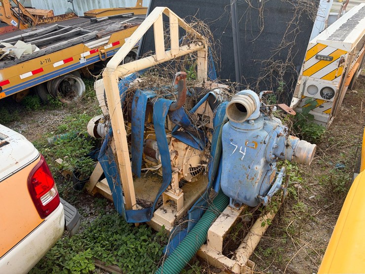 #74-•-self-priming-centrifugal-pump-image-3