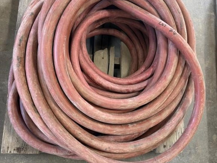 pnuematic-air-hose-on-pallet-image-1