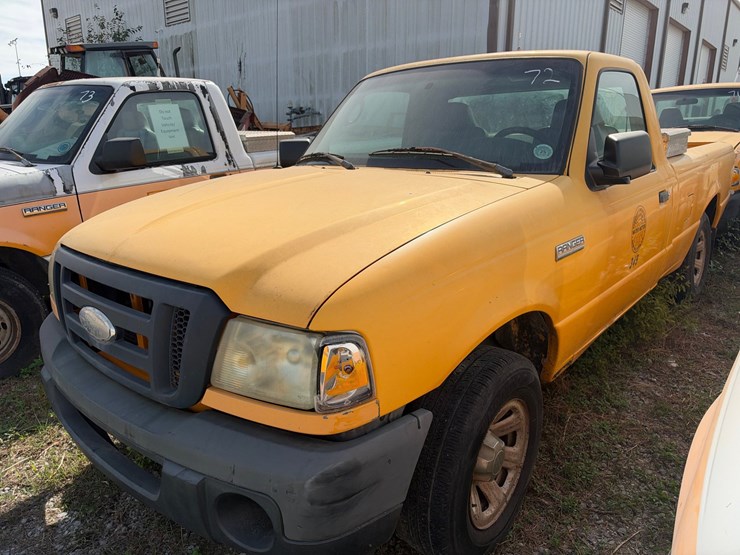 #72-•-ford-ranger-regular-cab-pickup-truck-image-1