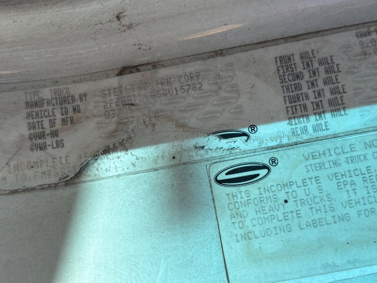 #38-•-2005-sterling-gapvax-mc1510-vacuum-truck-image-21