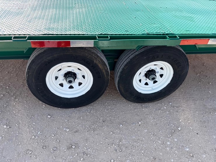 2011-big-tex-20’-x-102”-t/a-bumper-pull-utility-trailer-image-6