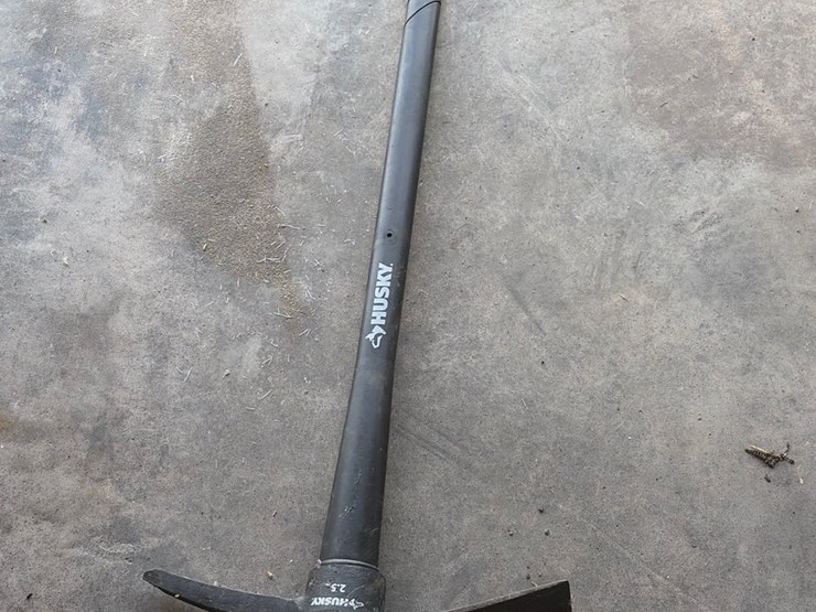 #19-•-husky-2.5-pick-axe-image-1