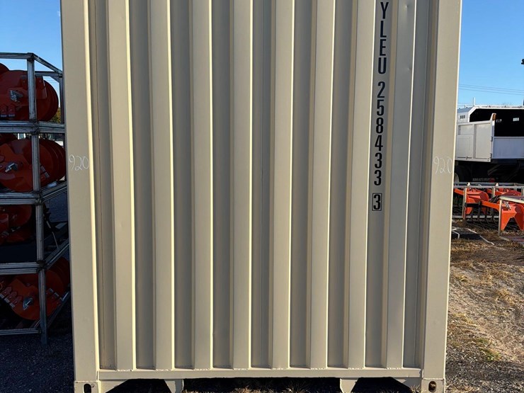 single-use-40'-5-door-high-cube-storage-container-image-2