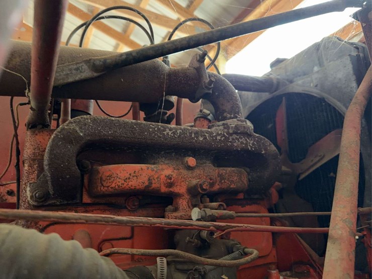 massey-harris-35-combine-image-37