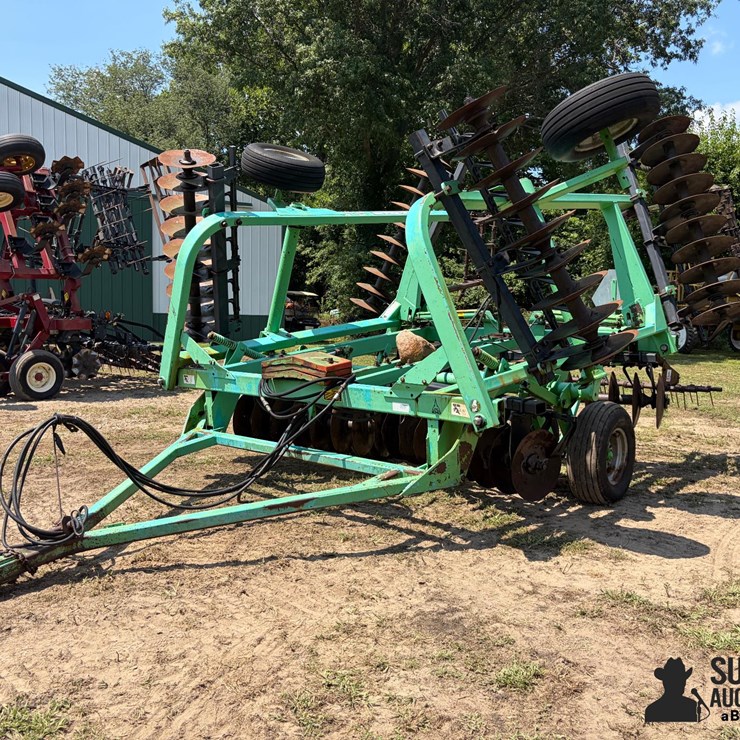 1996 Deutz Allis V2500D Disk
