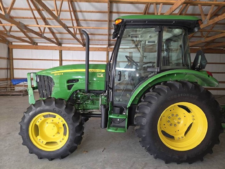 #27345-•-2013-john-deere-5083e-tractor-image-2