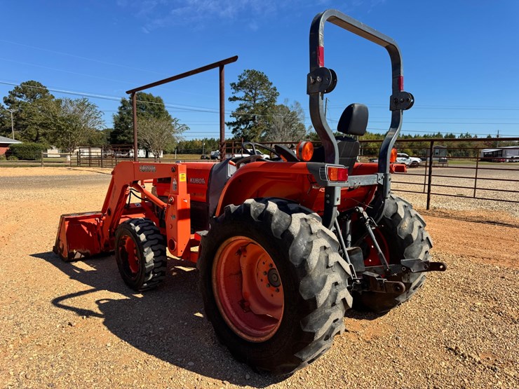 #9027-•-kubota-l3130-image-4