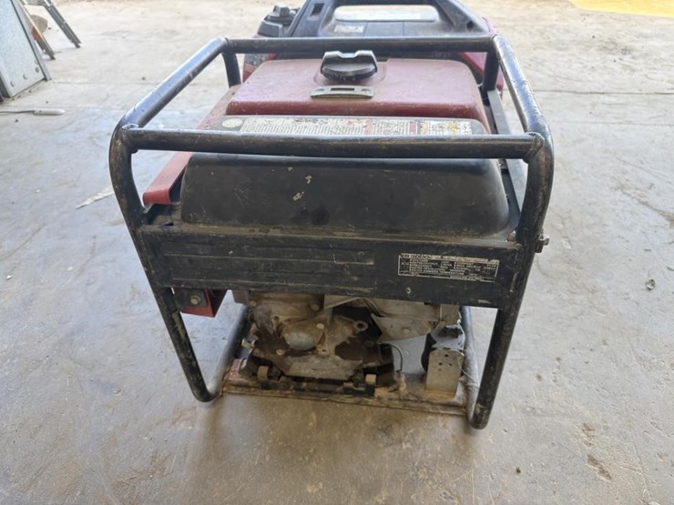 honda-eb3000c-generator-image-3