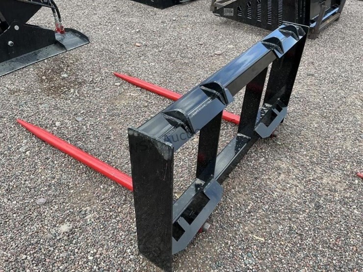 2026-giyi-bale-fork-for-skid-steer-image-3