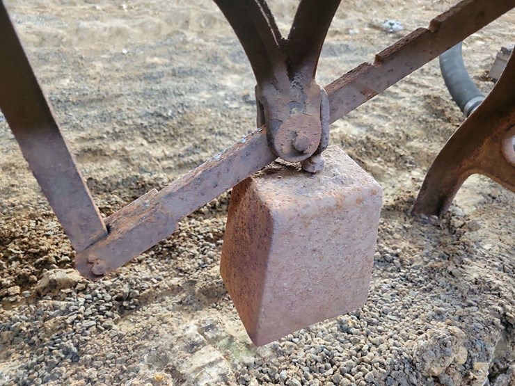 milford-band-saw-image-8
