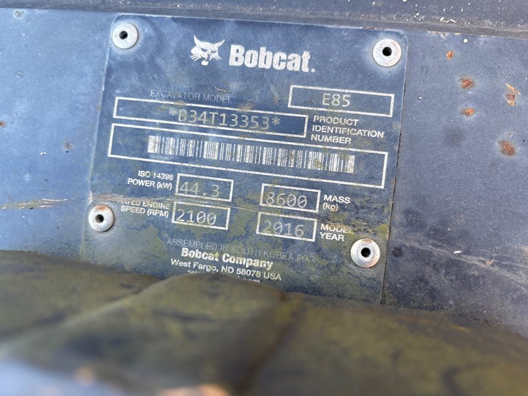 #8-•-2016-bobcat-e85-compact-excavator-image-8