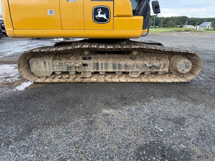 2022-deere-210g-lc-excavator-*unit-is-located-in-delmar-delaware*-image-7