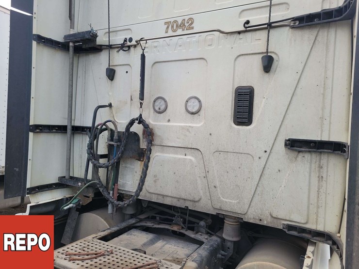 non-operable-2022-international-lt625-t/a-wet-kit-day-cab-tractor-image-42
