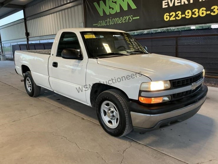 2000-chevrolet-silverado-1500-p/u-image-2